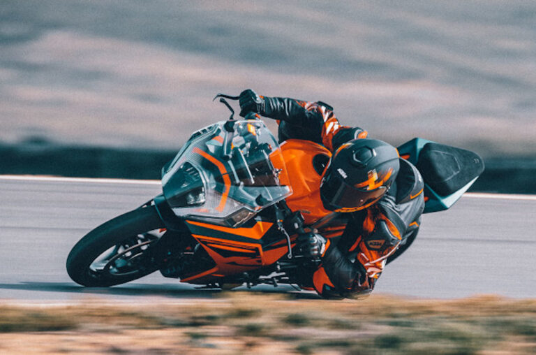 The all-new KTM RC 390 is finally available in the Philippines